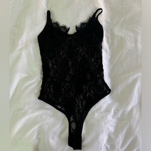 Misguided Lace Bodysuit Black